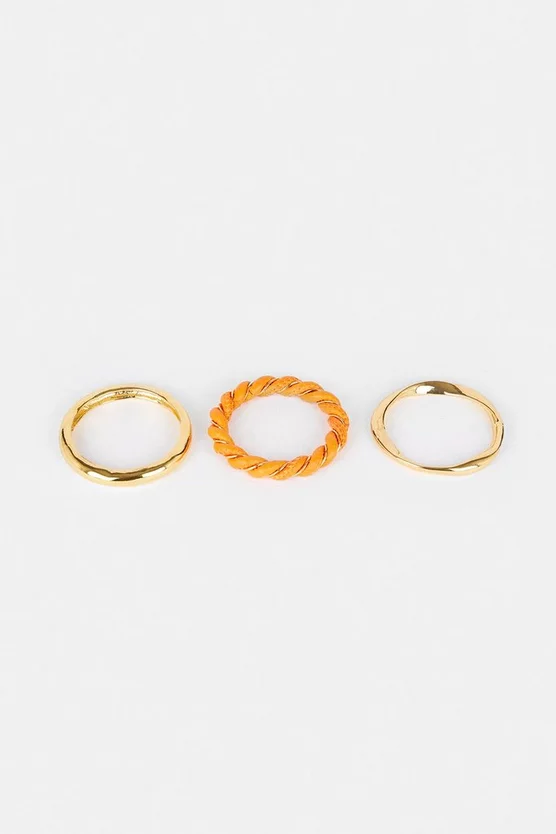 Flash Sale ⭐ Karen Millen Gold Plated Stacking Bangles ❤️ 4 Flash Sale ⭐ Karen Millen Gold Plated Stacking Bangles ❤️ - Image 3