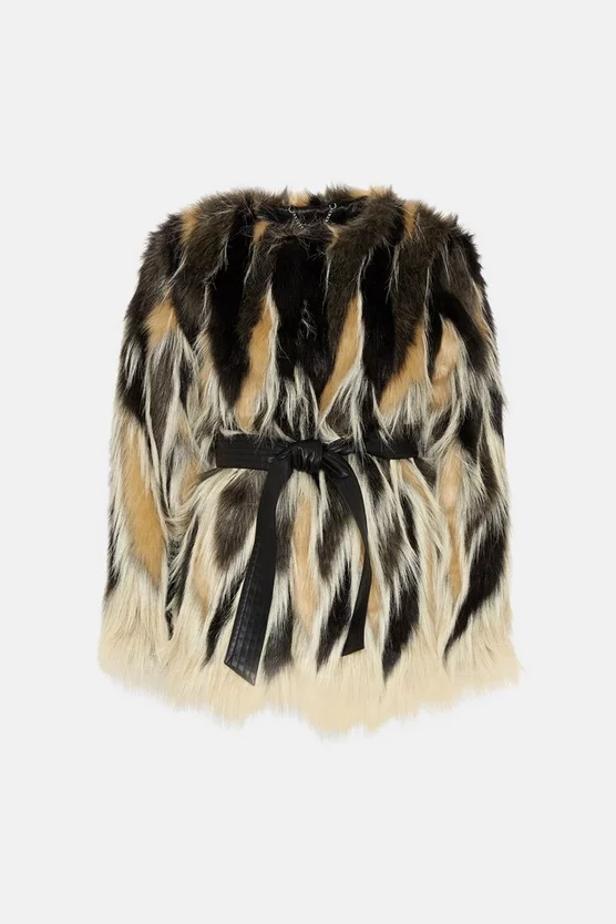 Budget โ Karen Millen Jacquard Faux Fur Pu Belted ๐งฅ Coat - beige ๐ 6 Budget โ Karen Millen Jacquard Faux Fur Pu Belted ๐งฅ Coat - beige ๐ - Image 4