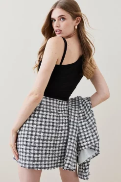 Outlet 🌟 Karen Millen Mono Tweed Button Mini 👗 Skirt 🌟 10 Outlet 🌟 Karen Millen Mono Tweed Button Mini 👗 Skirt 🌟 -Karen Millen Outlet store bkk02440 mono xl 2