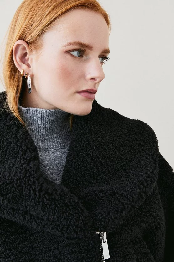 Best Sale 👏 Karen Millen Teddy Short Cosy 🧥 Coat 🎁 3 Best Sale 👏 Karen Millen Teddy Short Cosy 🧥 Coat 🎁 - Image 2