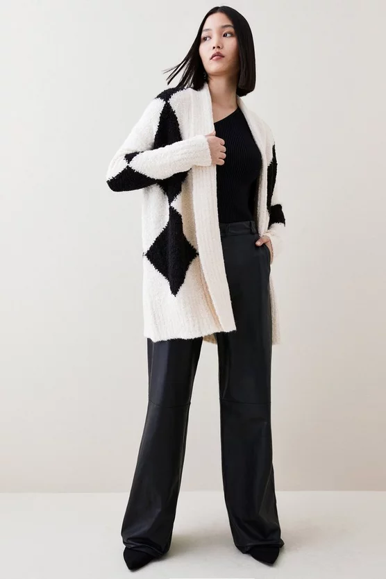 Promo 🌟 Karen Millen Intarsia Wool Mix Boucle Shawl Neck Cardigan - mono 👍 4 Promo 🌟 Karen Millen Intarsia Wool Mix Boucle Shawl Neck Cardigan - mono 👍 - Image 2