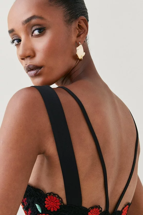 Hot Sale ✨ Karen Millen Rose Chemical Lace Embroidered Mini 👗 Dress - black 🌟 4 Hot Sale ✨ Karen Millen Rose Chemical Lace Embroidered Mini 👗 Dress - black 🌟 - Image 2