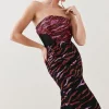 Buy 🤩 Karen Millen Abstract Sequin And Embroidery Bandeau 👗 Dress - pink ✔️ 1 Buy 🤩 Karen Millen Abstract Sequin And Embroidery Bandeau 👗 Dress - pink ✔️ -Karen Millen Outlet store bkk06809 pink xl