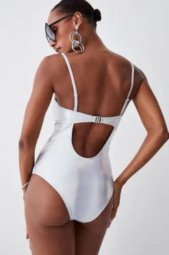 Deals 👍 Karen Millen Metallic Cut Out Silver Trim 🩱 Swimsuit - metallic silver 👏 11 Deals 👍 Karen Millen Metallic Cut Out Silver Trim 🩱 Swimsuit - metallic silver 👏 -Karen Millen Outlet store bkk07193 metallic20silver xl 4