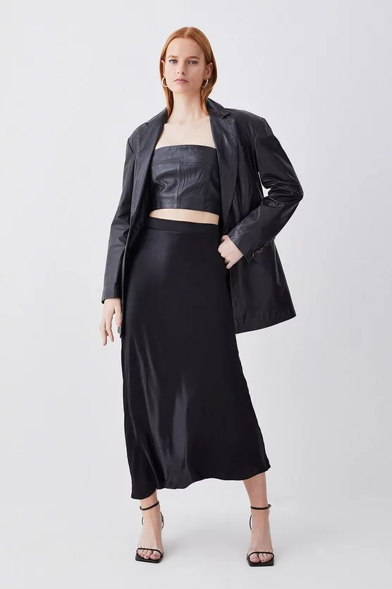 Deals ๐ Karen Millen Tall Satin Viscose Woven ๐ Skirt - black ๐คฉ 3 Deals ๐ Karen Millen Tall Satin Viscose Woven ๐ Skirt - black ๐คฉ