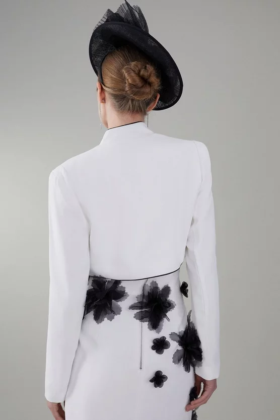 Hot Sale ๐งจ Karen Millen Petite Floral Applique Woven Cropped Blazer - mono โค๏ธ 5 Hot Sale ๐งจ Karen Millen Petite Floral Applique Woven Cropped Blazer - mono โค๏ธ - Image 3