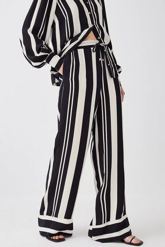 Hot Sale 👏 Karen Millen Mixed Stripe Woven Wide Leg Trouser - mono 👏 4 Hot Sale 👏 Karen Millen Mixed Stripe Woven Wide Leg Trouser - mono 👏 - Image 2