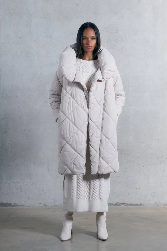 Buy ⭐ Karen Millen Long Quilted Shawl Collar Puffer 🧥 Coat ✨ 8 Buy ⭐ Karen Millen Long Quilted Shawl Collar Puffer 🧥 Coat ✨ - Image 6