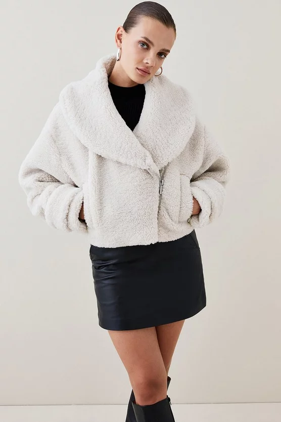Best Sale 👏 Karen Millen Teddy Short Cosy 🧥 Coat 🎁 7 Best Sale 👏 Karen Millen Teddy Short Cosy 🧥 Coat 🎁 - Image 6