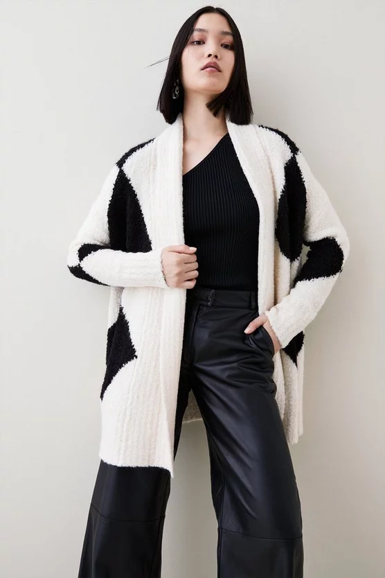 Promo 🌟 Karen Millen Intarsia Wool Mix Boucle Shawl Neck Cardigan - mono 👍 8 Promo 🌟 Karen Millen Intarsia Wool Mix Boucle Shawl Neck Cardigan - mono 👍 - Image 6